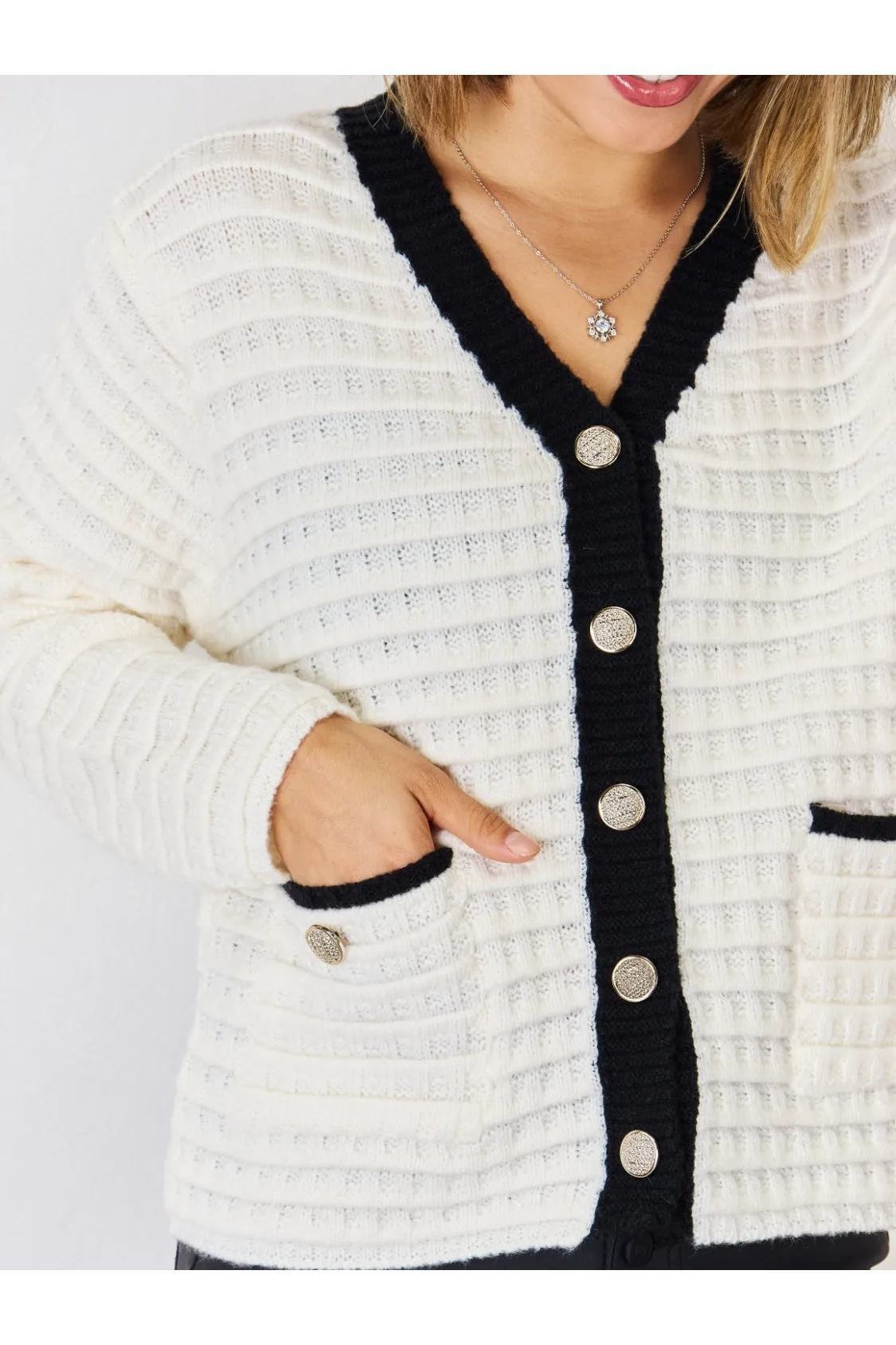 Women Contrast Trim Button Up Cardigan